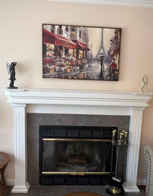 Crescent Heights Majesty Villa YYC Exterior foto